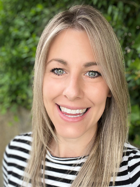 Jennifer Grammes Jennifer Grammes ist Psychodiabetologin in Ausbildung und wissenschaftliche Mitarbeiterin der Johannes-Gutenberg-Universität Mainz.