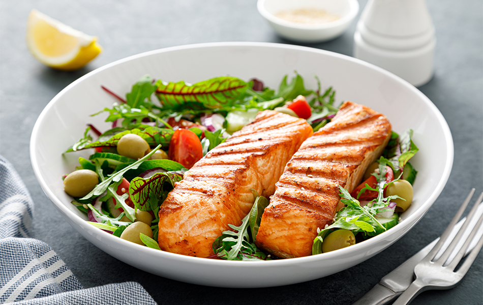 iStock / YelenaYemchuk Eine Low Carb Ernährung eignet sich gut für Menschen mit Typ 2 Diabetes.