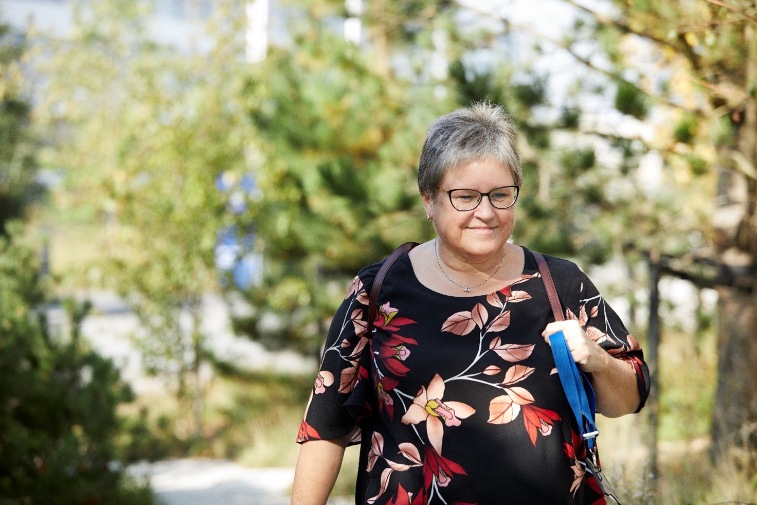 Woman with type 2 diabetes walking in the park